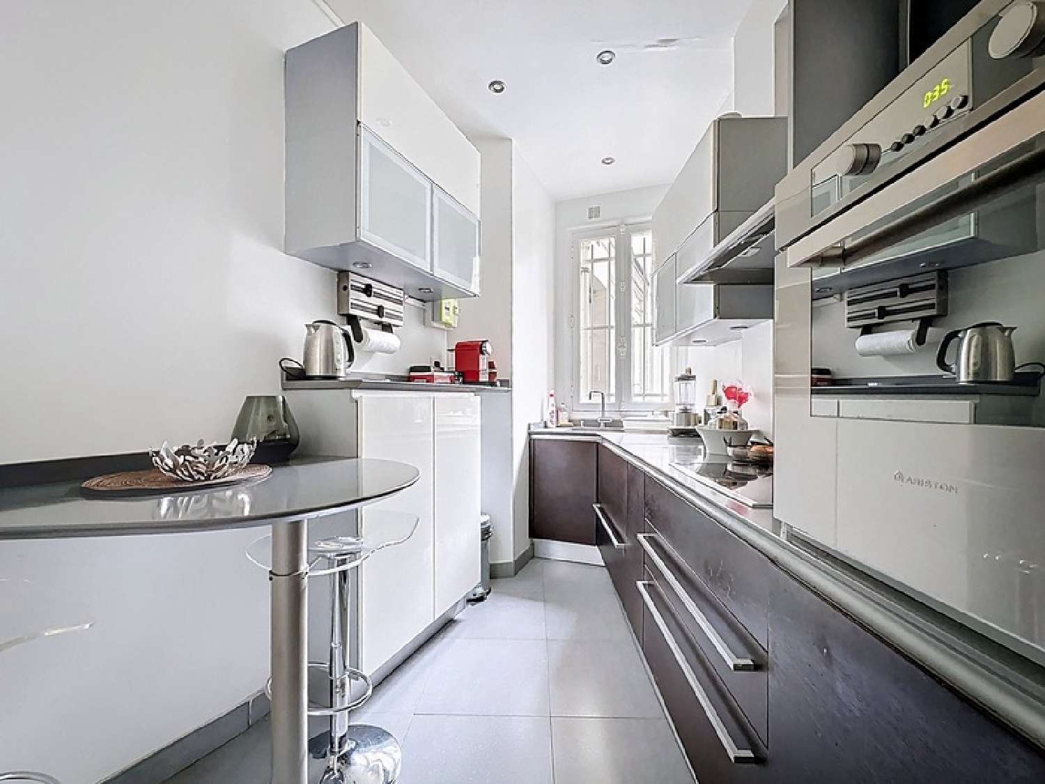 for sale apartment Paris 17e Arrondissement Paris (Seine) 8