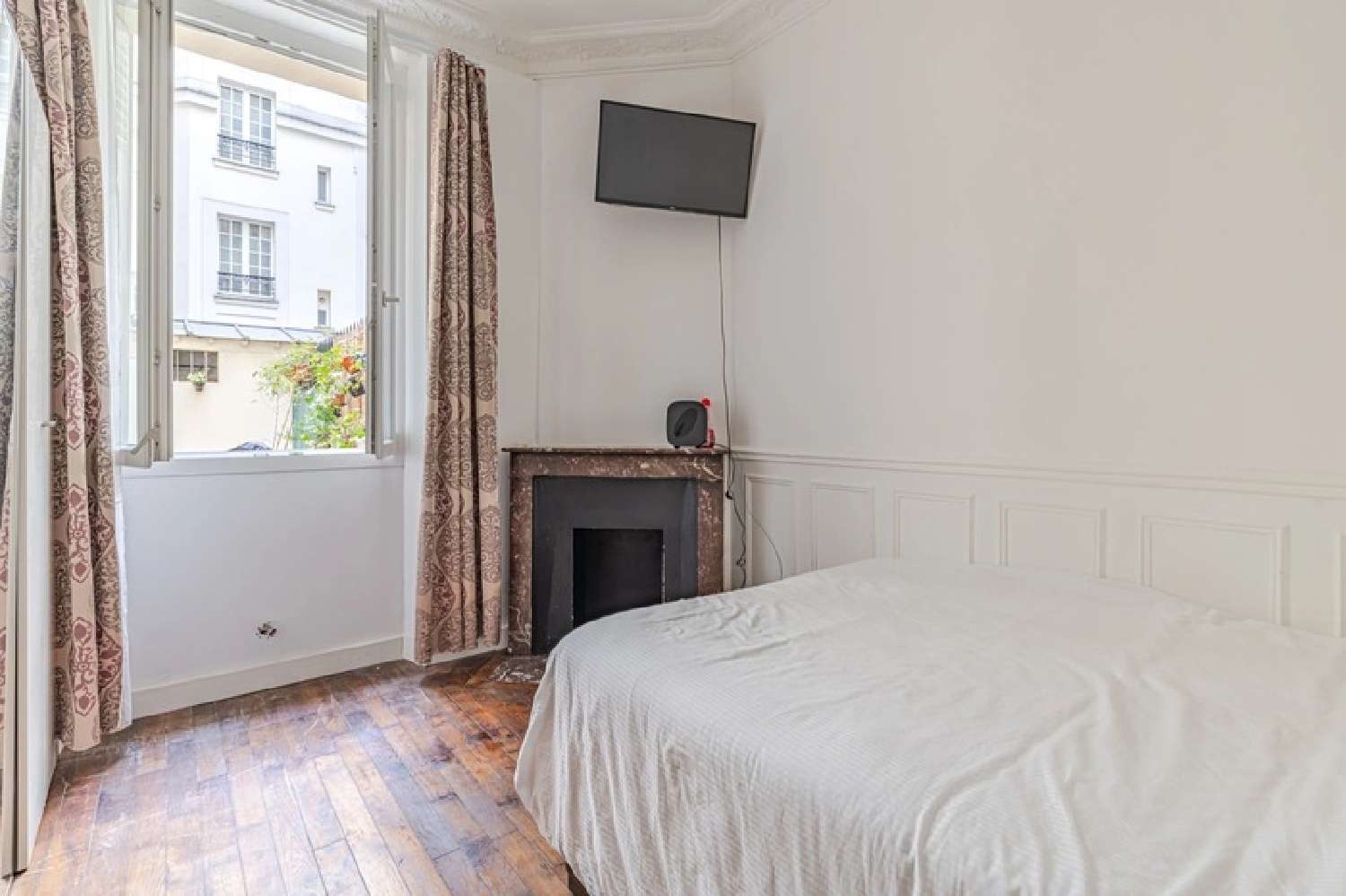 à vendre appartement Paris 18e Arrondissement Paris (Seine) 2