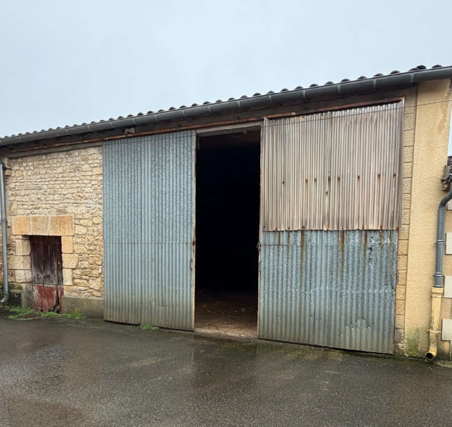  for sale barn Mornac Charente 1