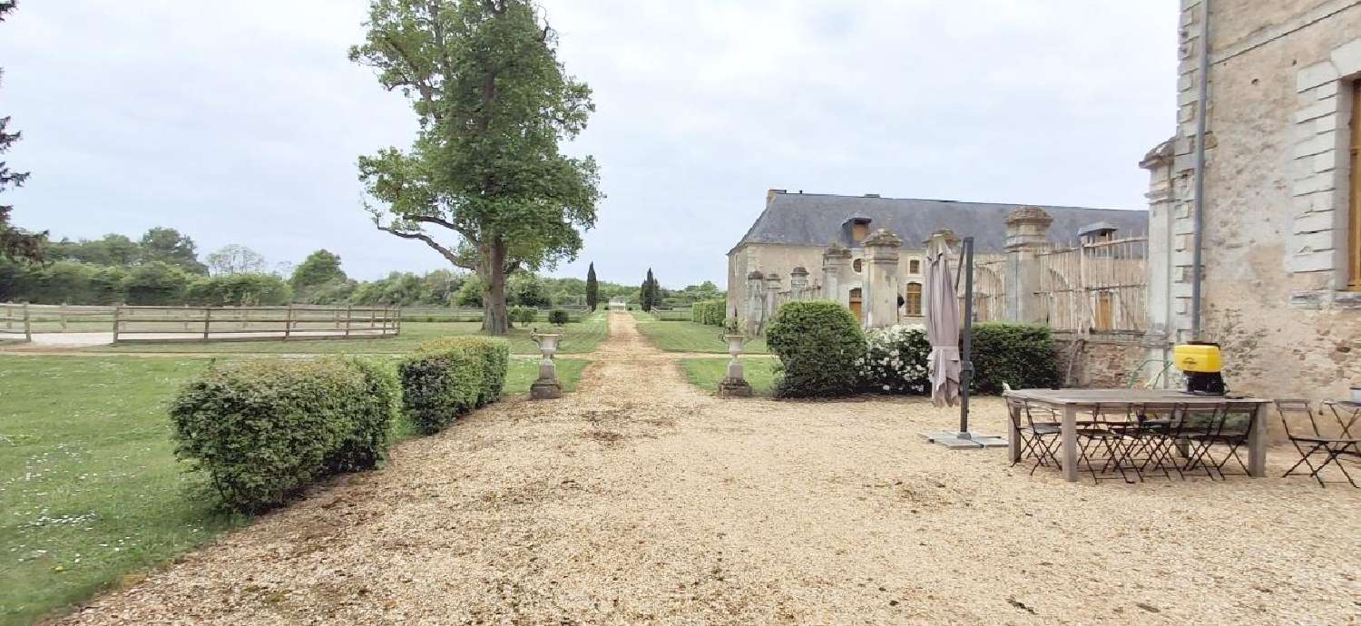  te koop kasteel Le Mans Sarthe 2