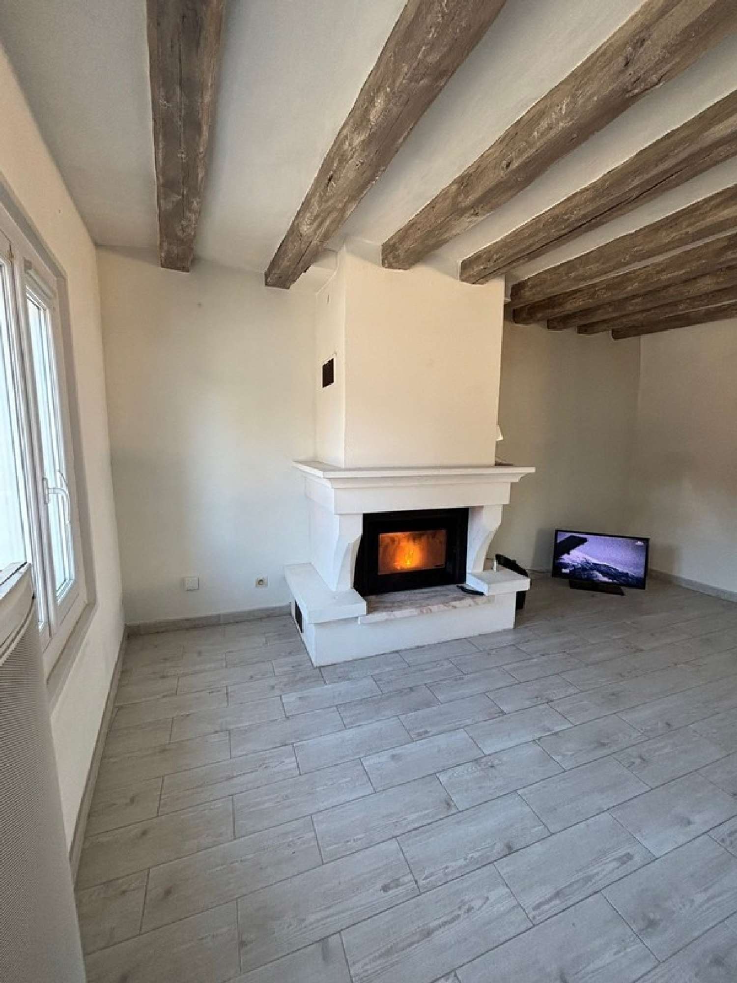 te koop stadshuis Damville Eure 3