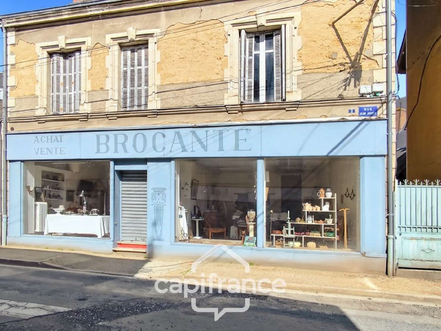  à vendre commerce Bessé-sur-Braye Sarthe 1