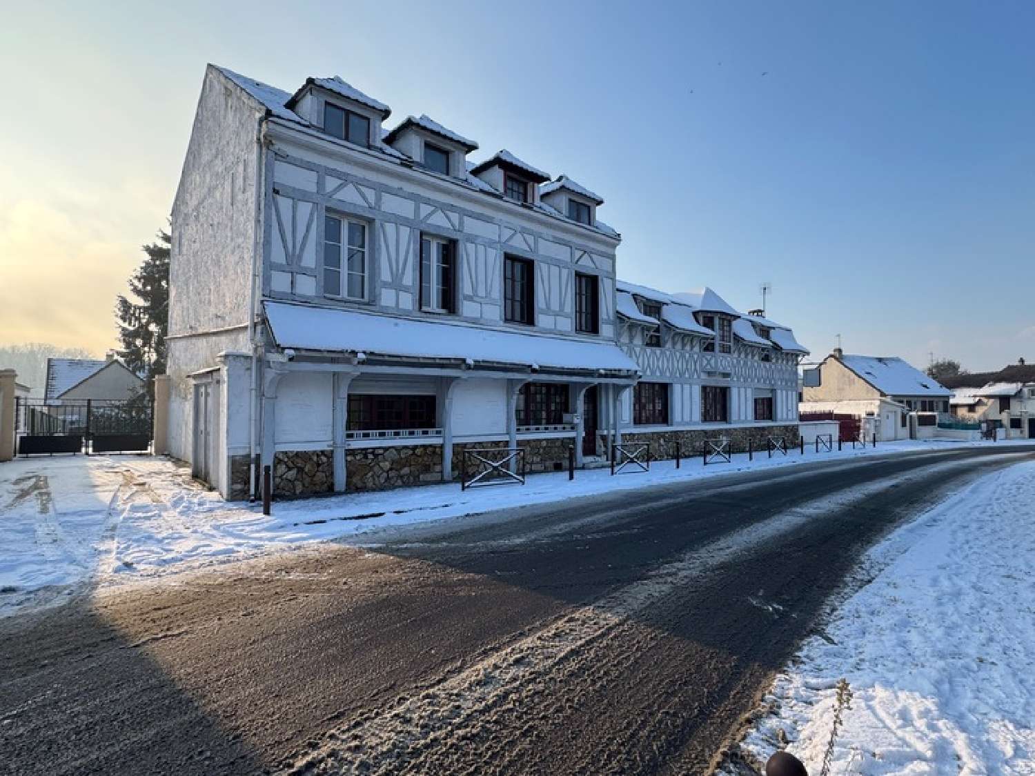 en venta local comercial Émerainville Seine-et-Marne 1