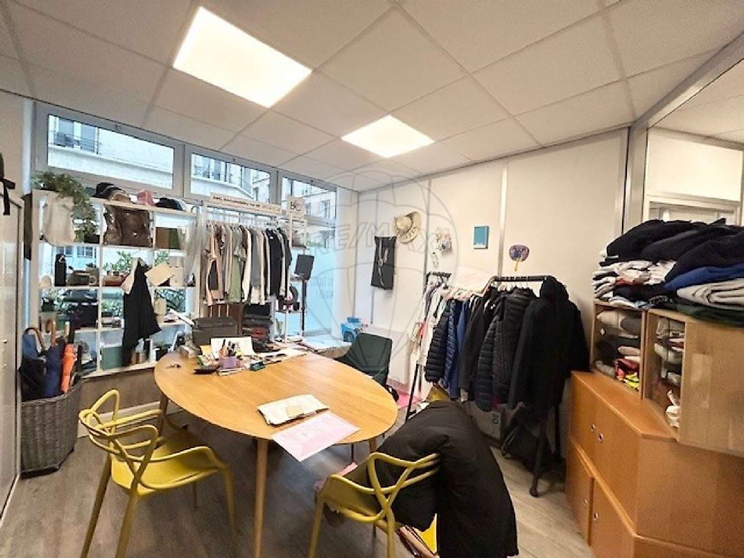  for sale commercial Paris 16e Arrondissement Paris (Seine) 8