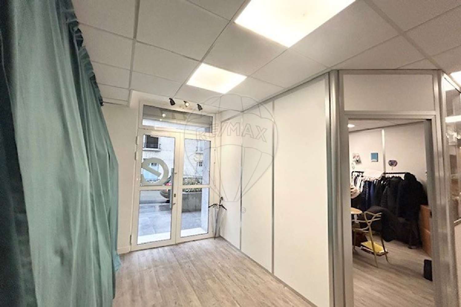  te koop bedrijfsruimte/ kantoor Paris 16e Arrondissement Parijs (Seine) 6