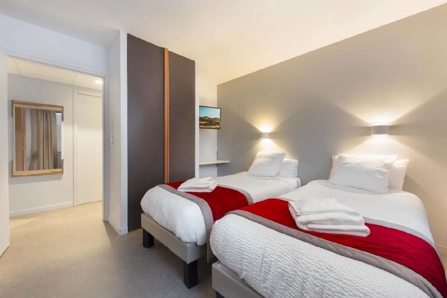 te koop bedrijfsruimte/ kantoor Pontaumur Puy-de-Dôme 7