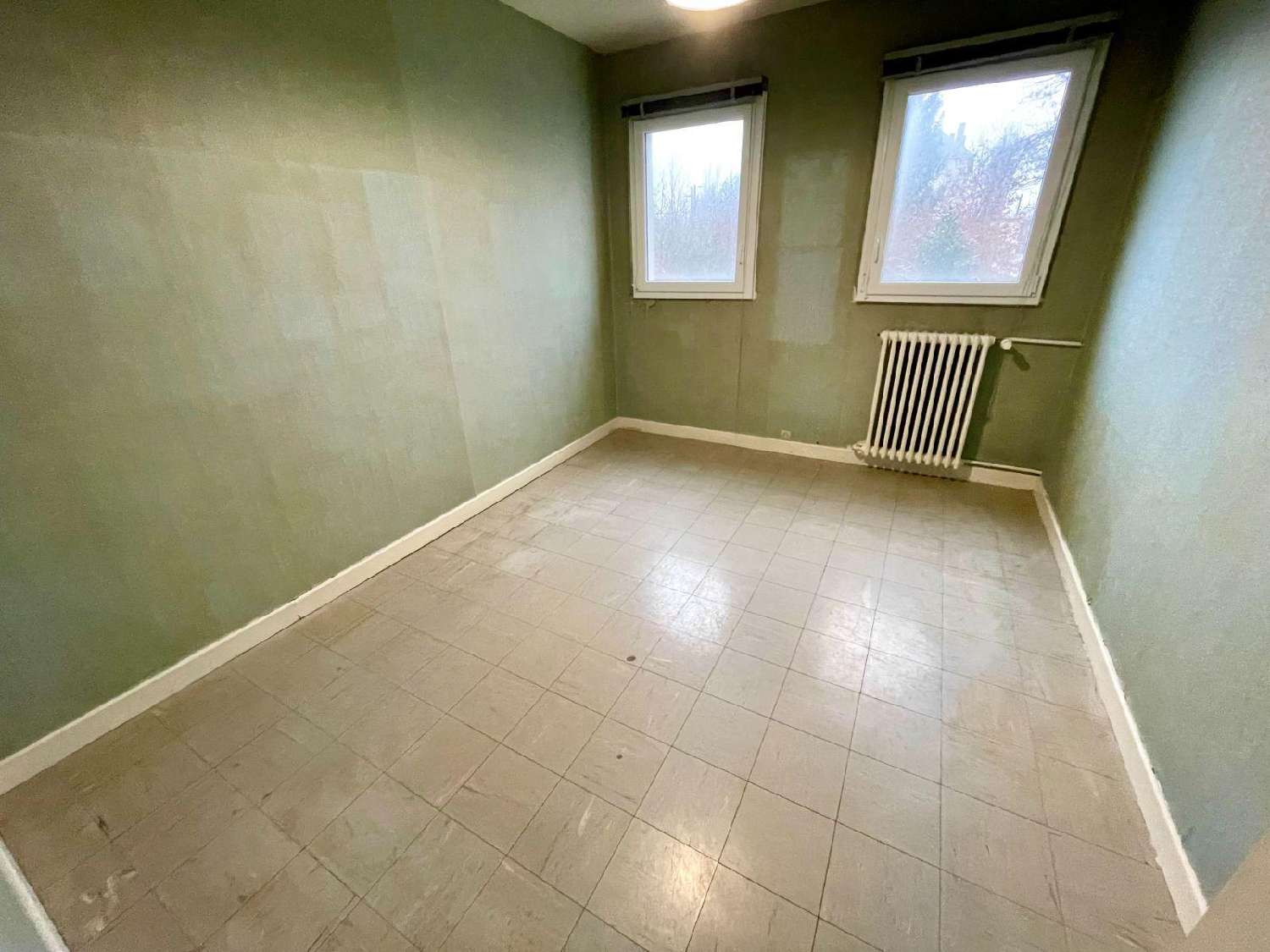  te koop bedrijfsruimte/ kantoor Rethel Ardennes 5