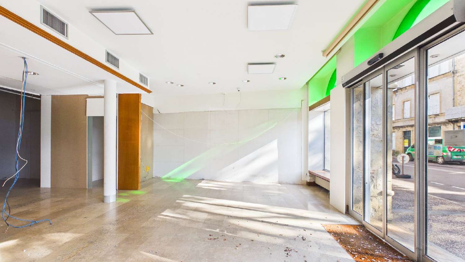  for sale commercial Saint-Céré Lot 2