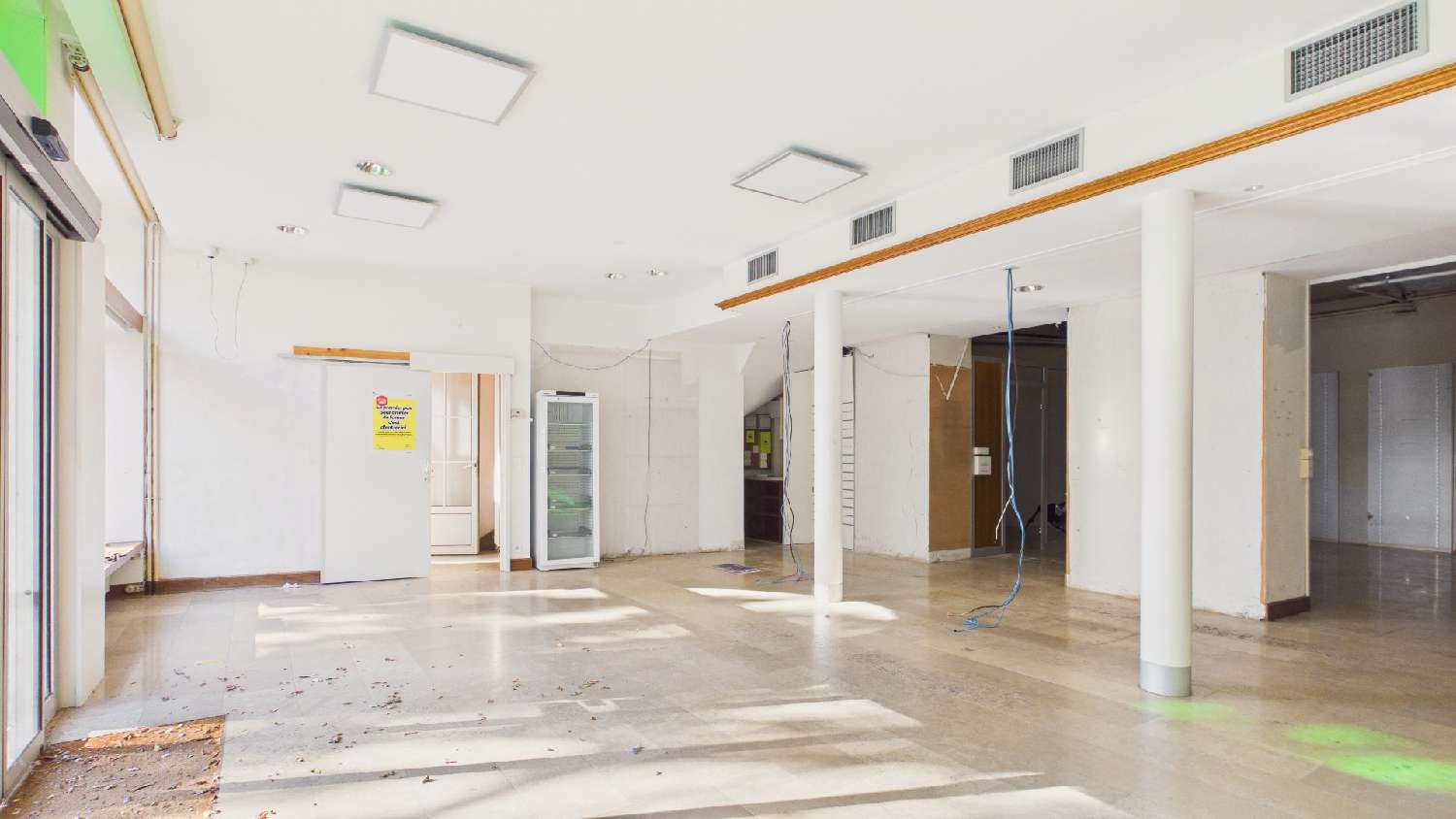  for sale commercial Saint-Céré Lot 5