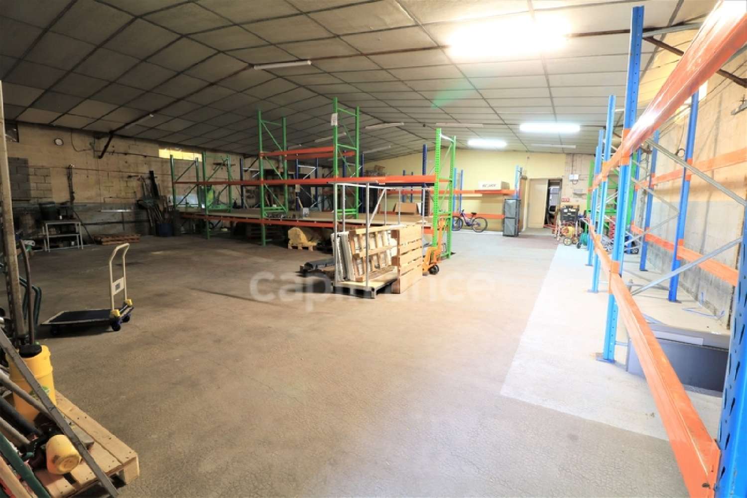  te koop bedrijfsruimte/ kantoor Saint-Léger-sur-Dheune Saône-et-Loire 1