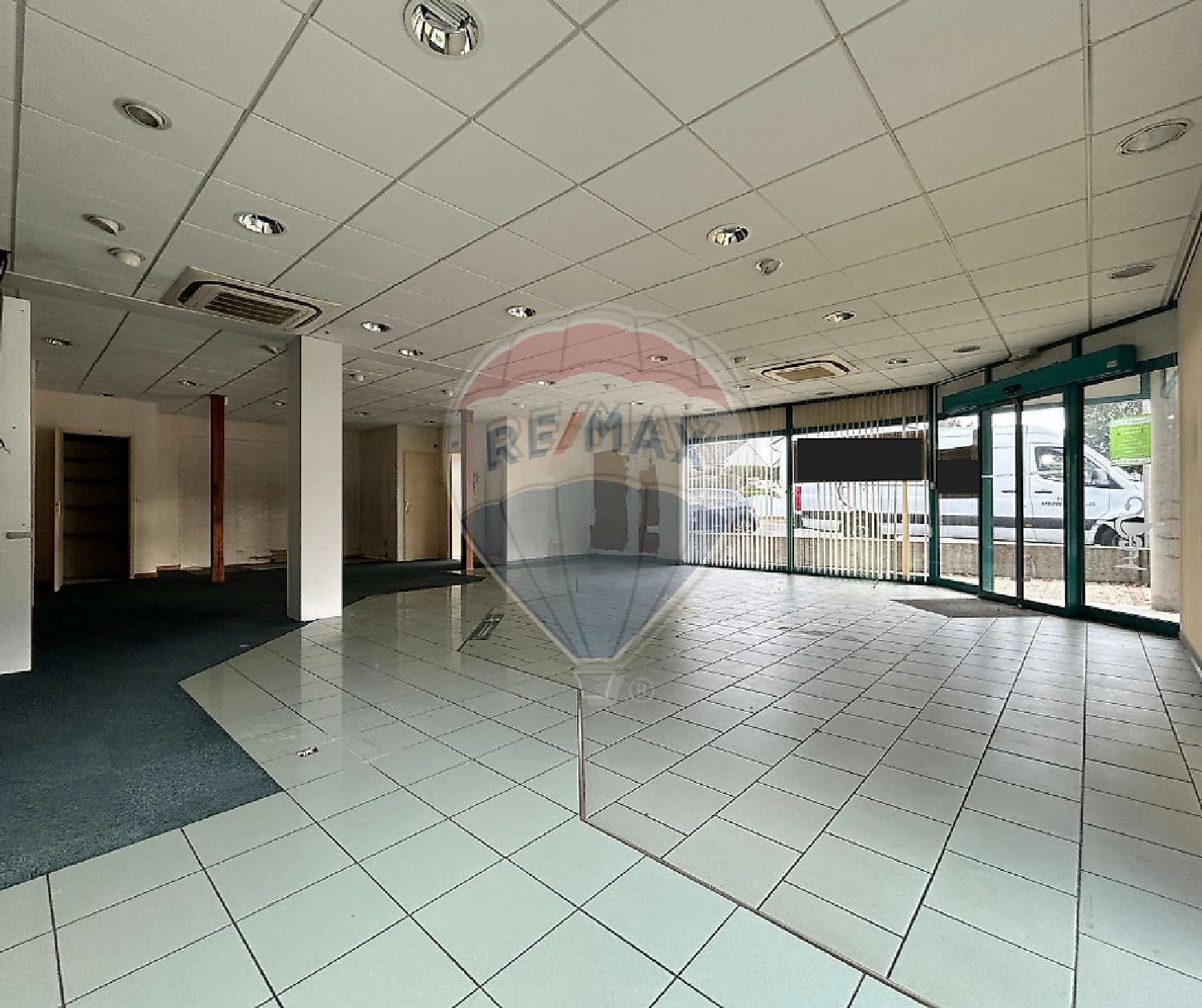  à vendre commerce Varennes-Vauzelles Nièvre 6