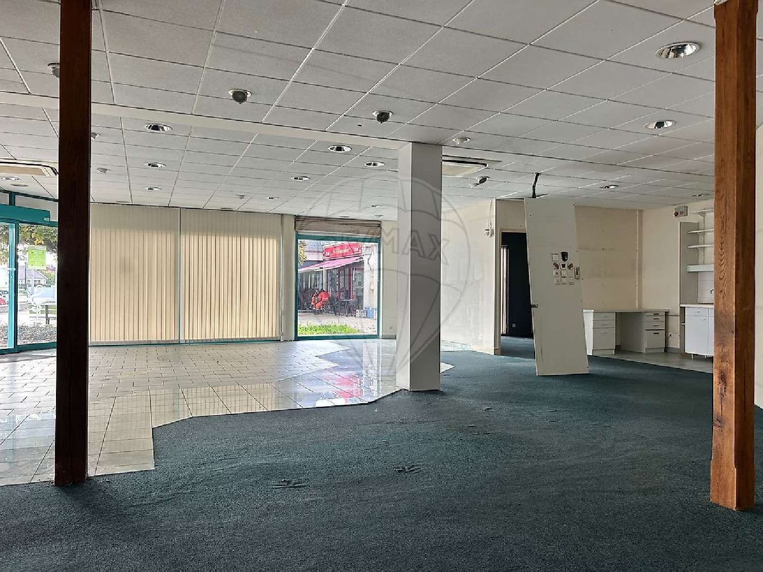  à vendre commerce Varennes-Vauzelles Nièvre 7