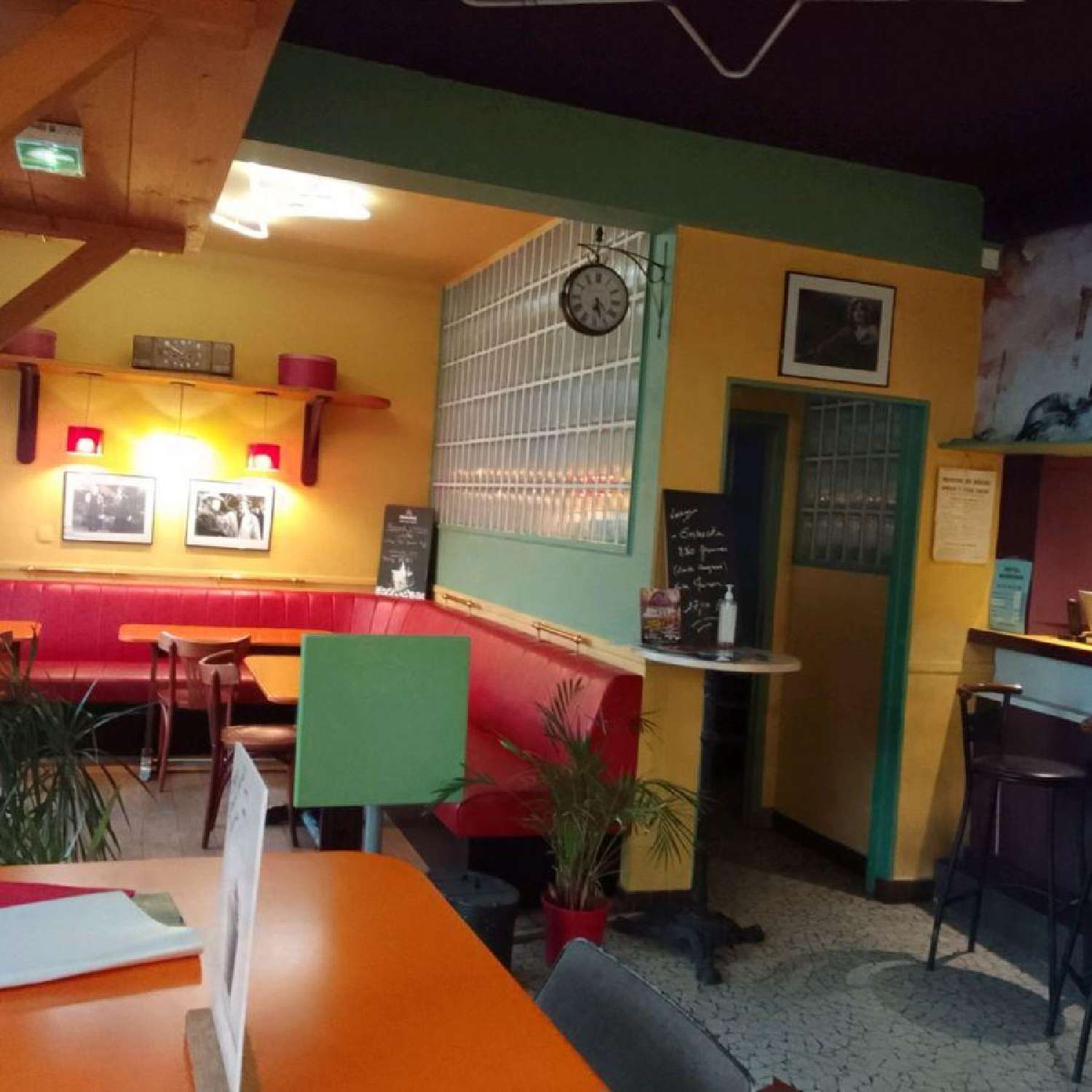  te koop bedrijfsruimte/ kantoor Vire Calvados 3