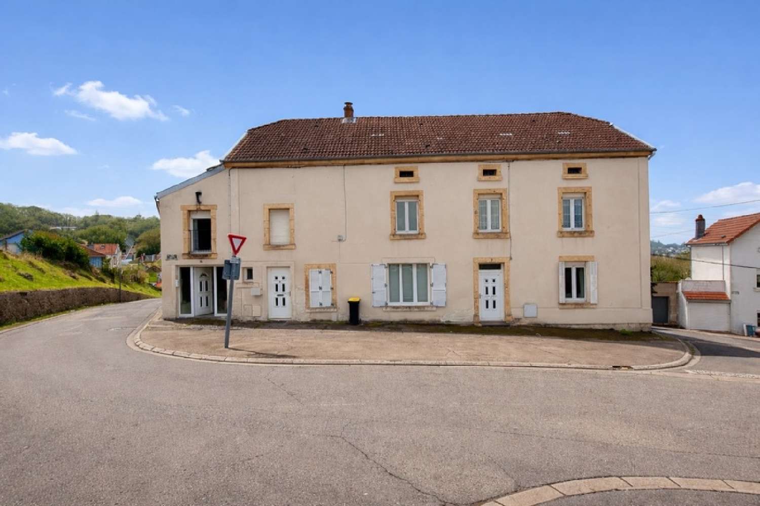  à vendre propriété Mont-Saint-Martin Meurthe-et-Moselle 1