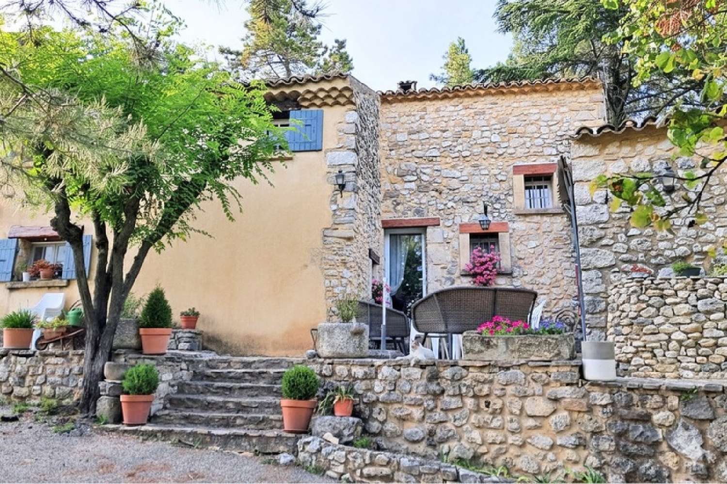  te koop landgoed Montélimar Drôme 1