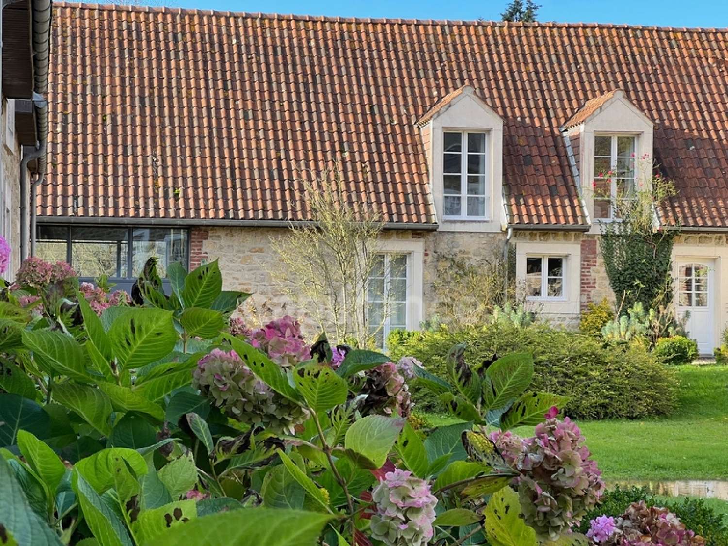  for sale estate Saint-Léonard Pas-de-Calais 1