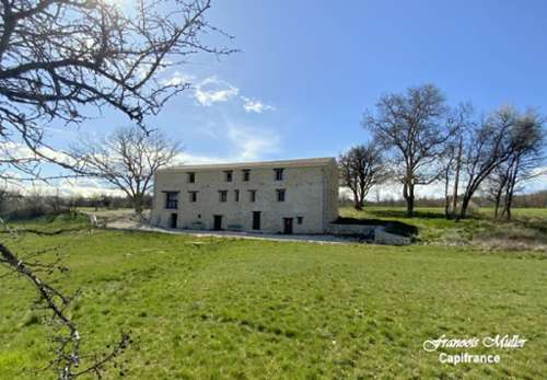 Banon Alpes-de-Haute-Provence farm foto 7267125