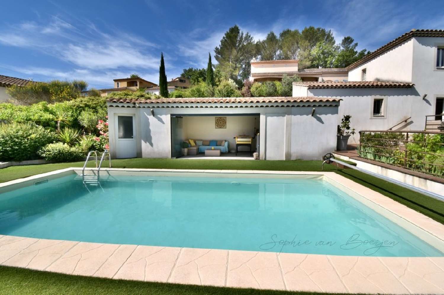  for sale farm Gréasque Bouches-du-Rhône 2