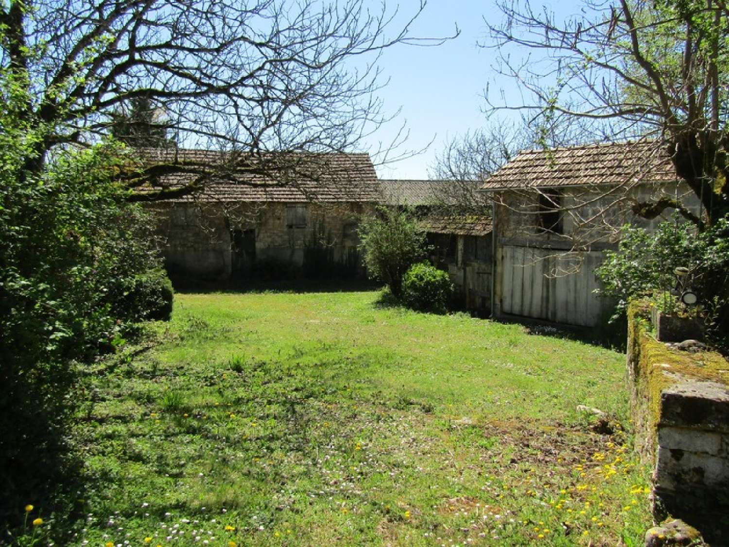  à vendre ferme Hautefort Dordogne 5