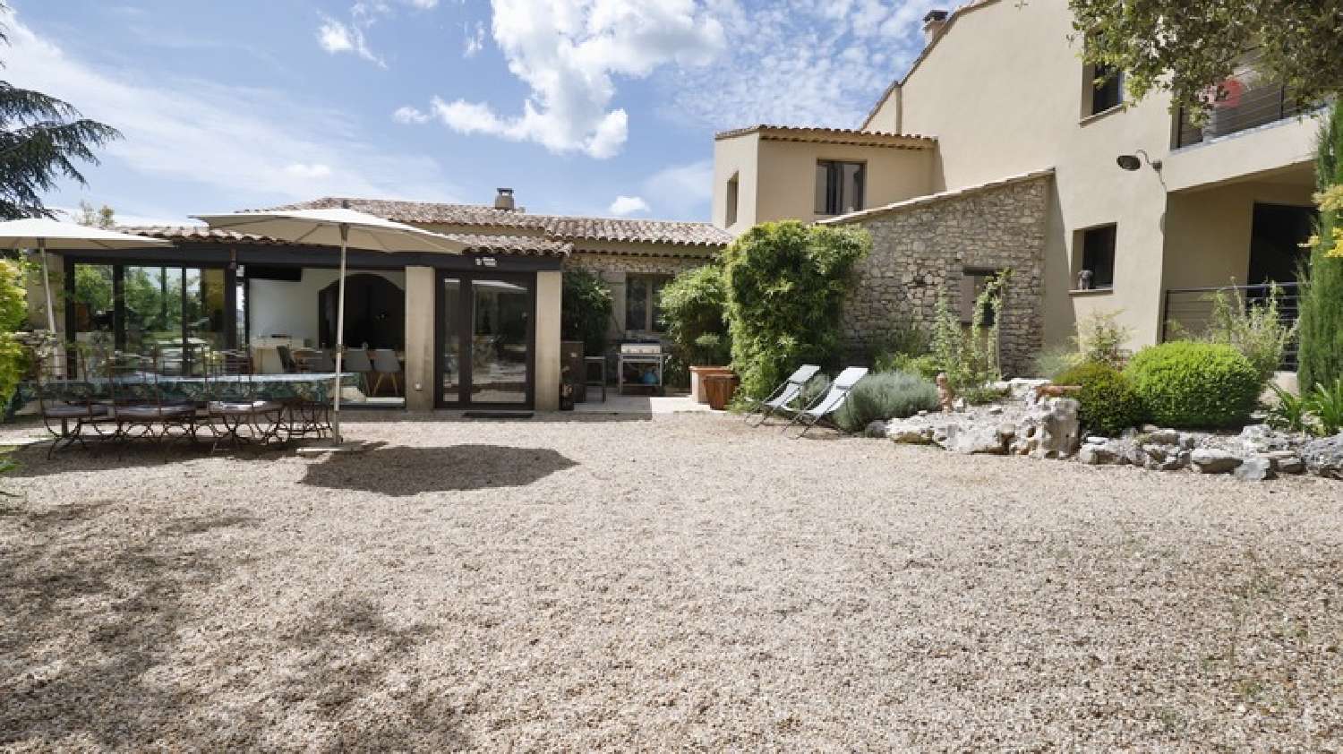  à vendre ferme Monieux Vaucluse 2