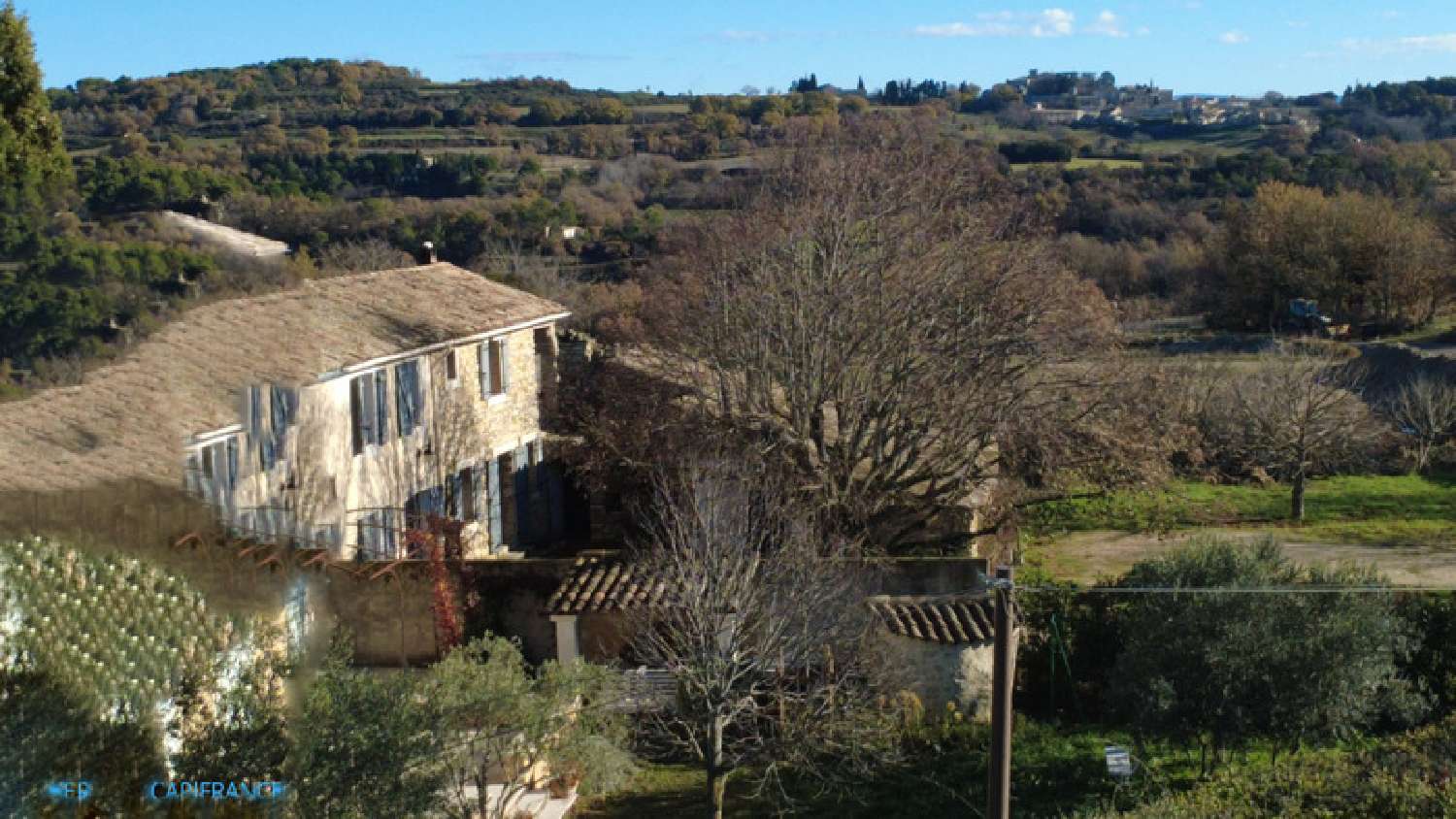  for sale farm Murs Vaucluse 2