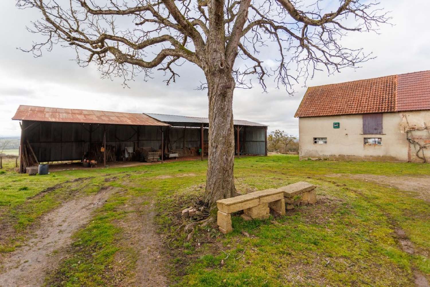  te koop boerderij Perrigny-sur-Loire Saône-et-Loire 4