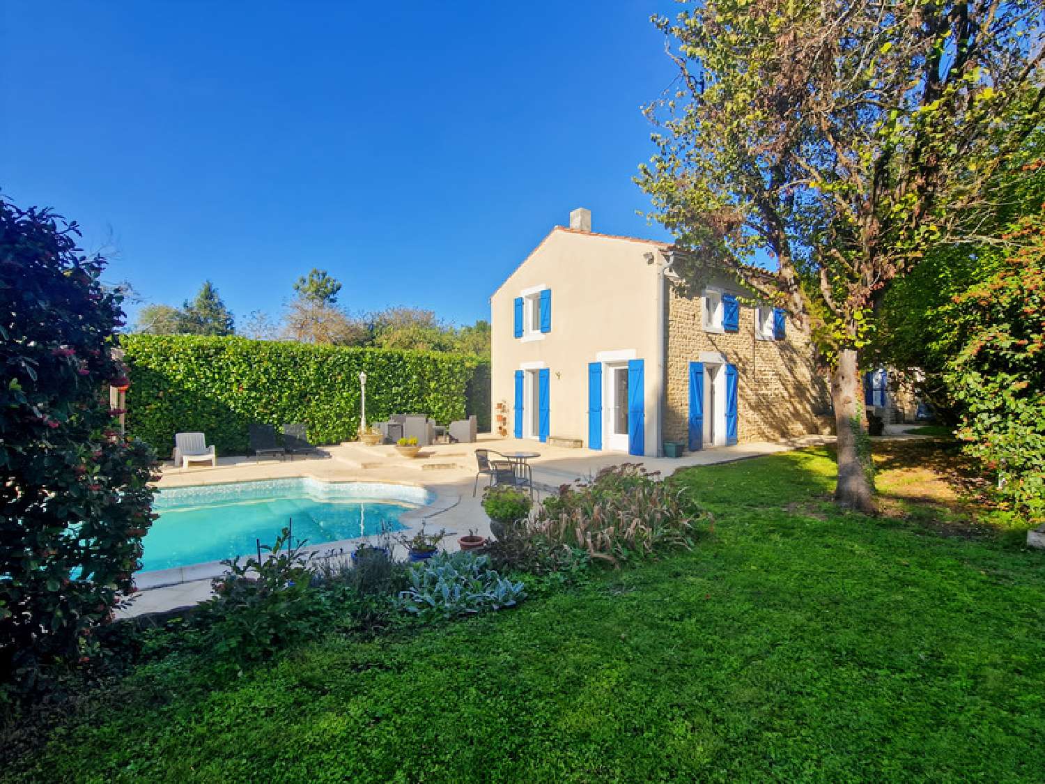 à vendre ferme Tonnay-Charente Charente-Maritime 1