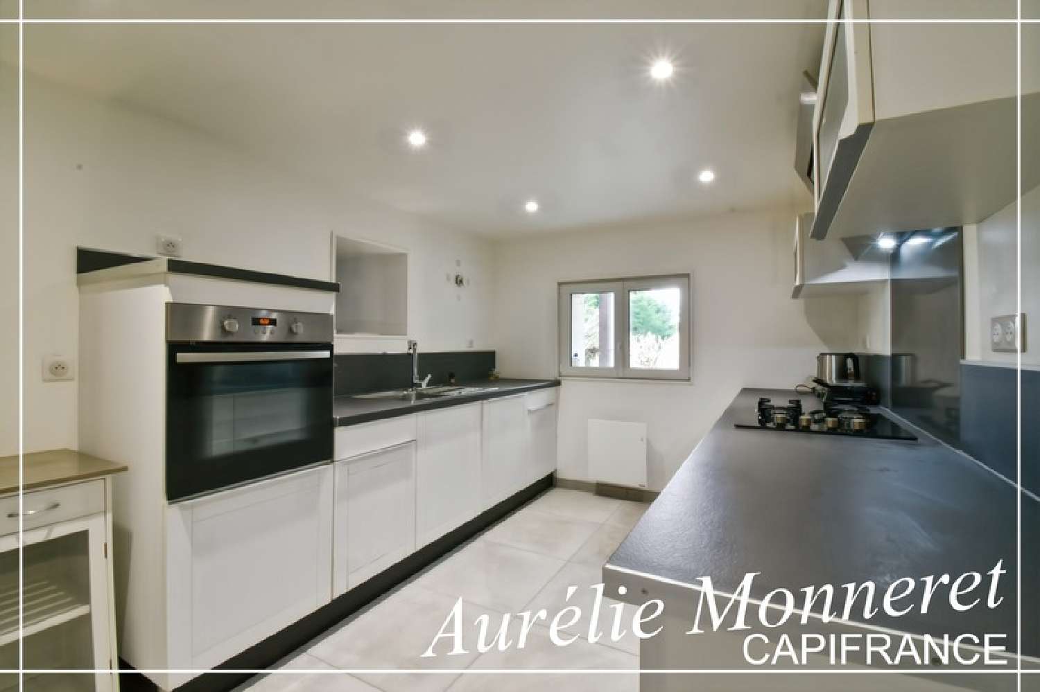 te koop huis Ainay-le-Vieil Cher 6