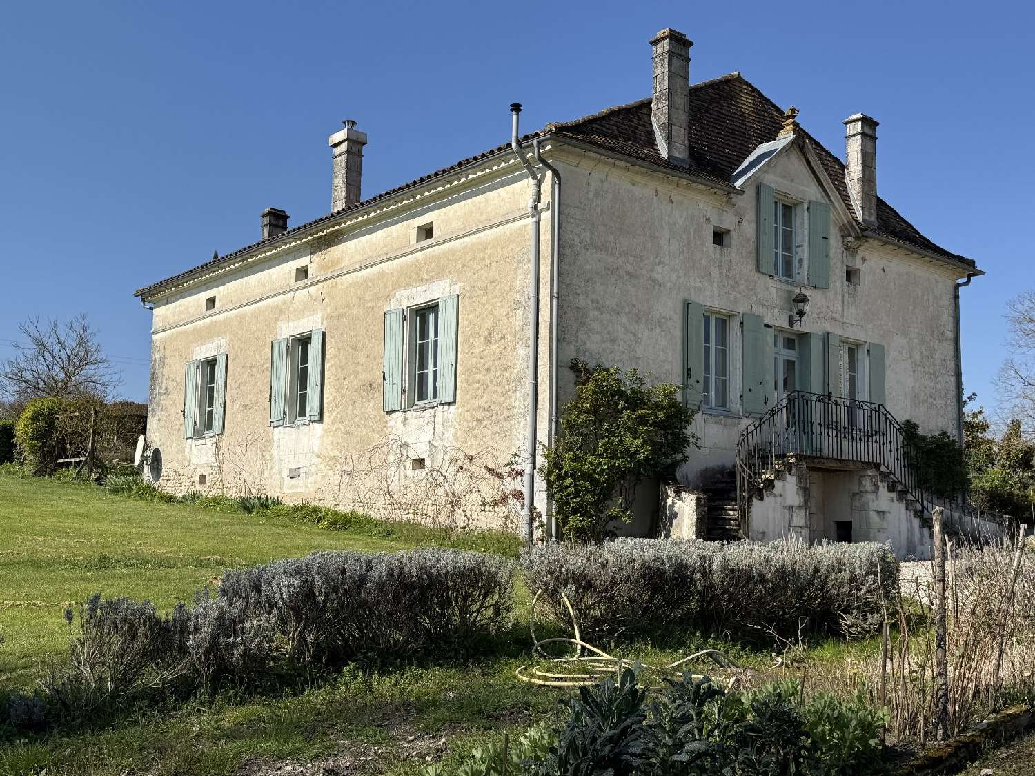  te koop huis Aubeterre-sur-Dronne Charente 2