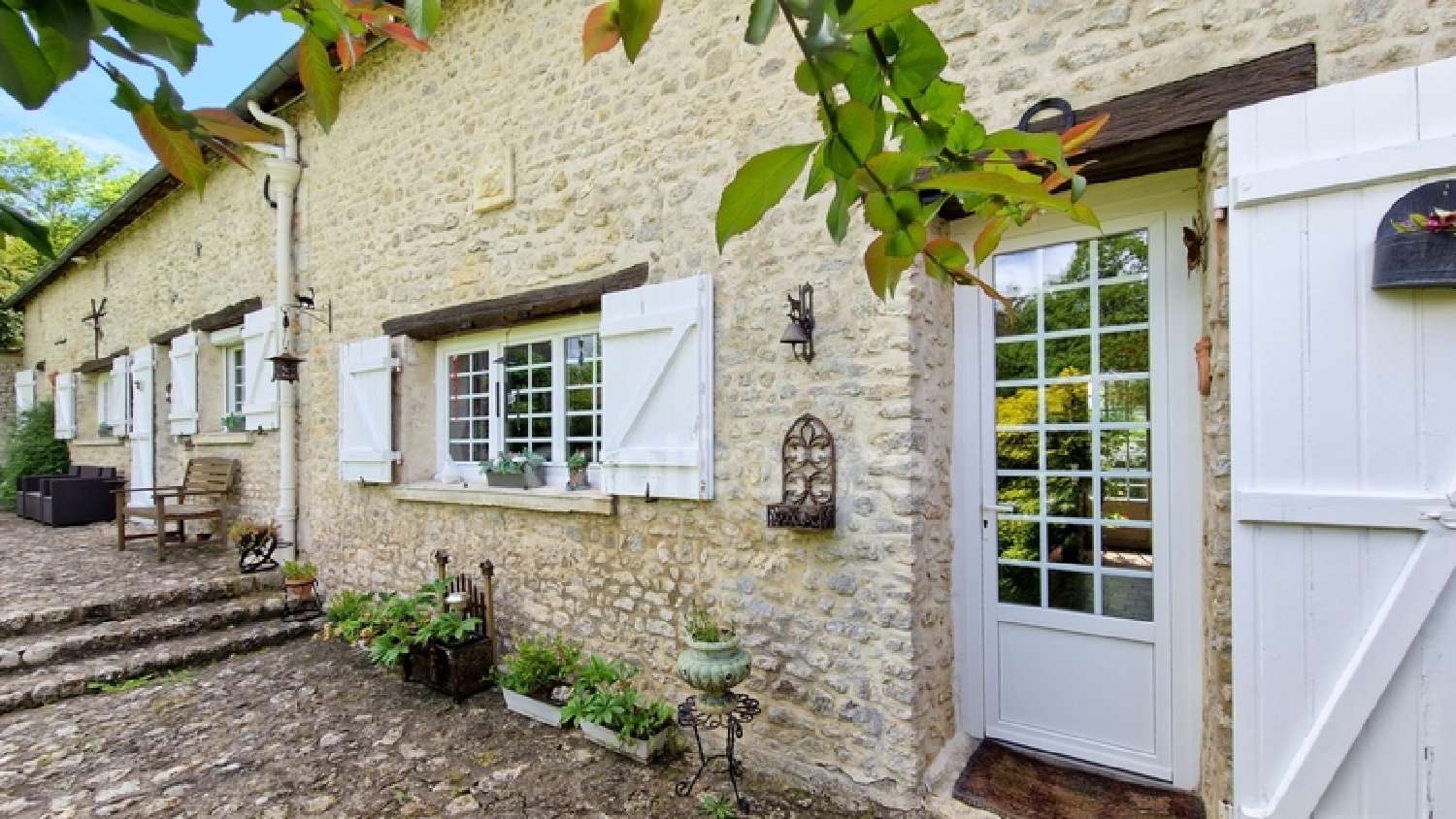  te koop huis Autruy-sur-Juine Loiret 2