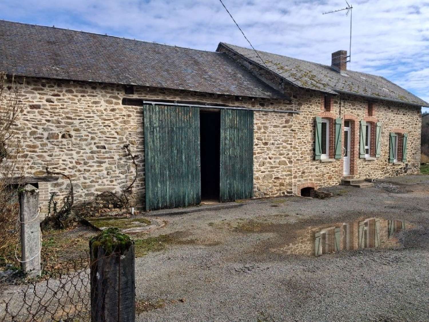  te koop huis Châteauneuf-la-Forêt Haute-Vienne 1