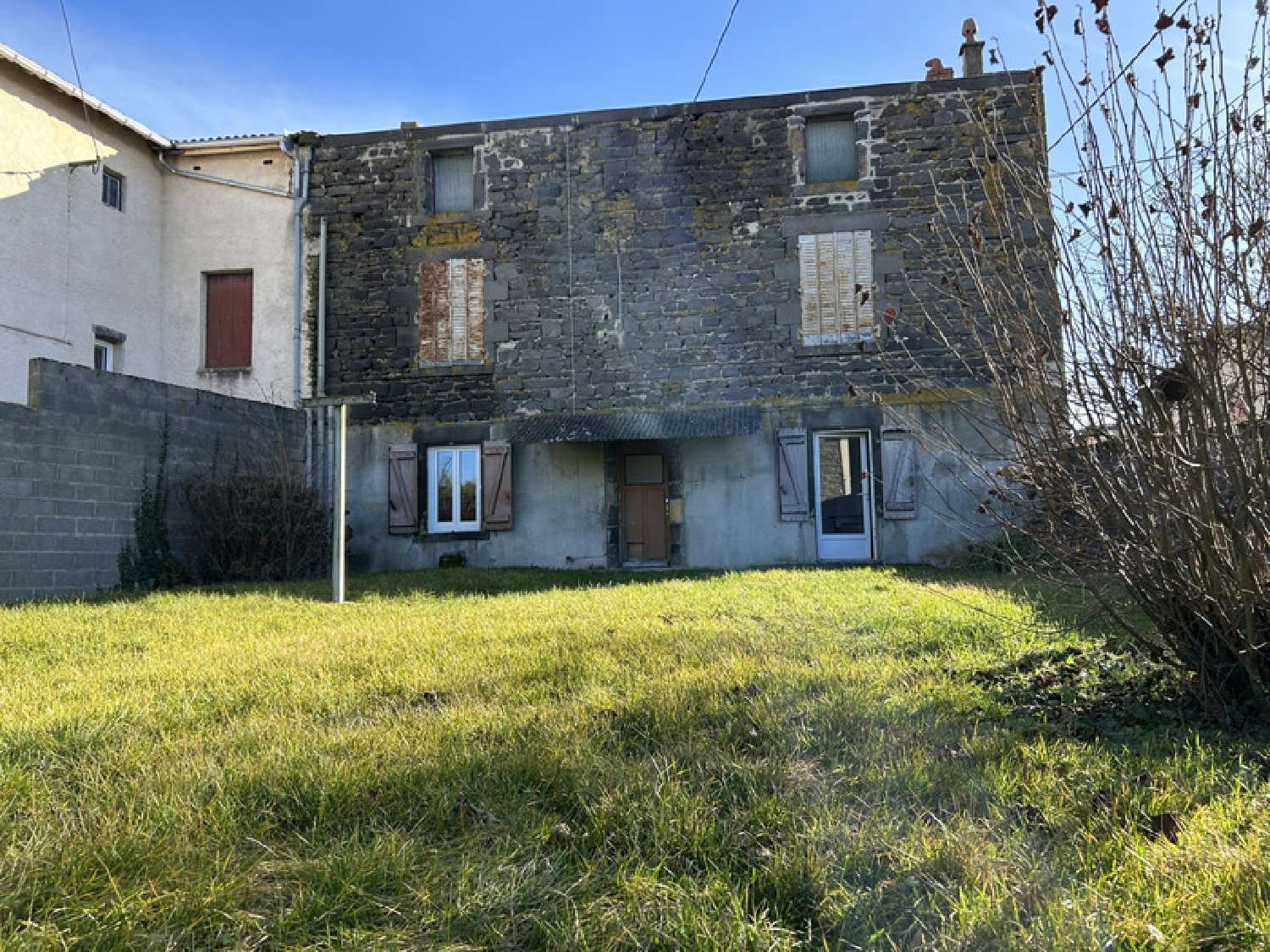  for sale house Entraigues Puy-de-Dôme 2