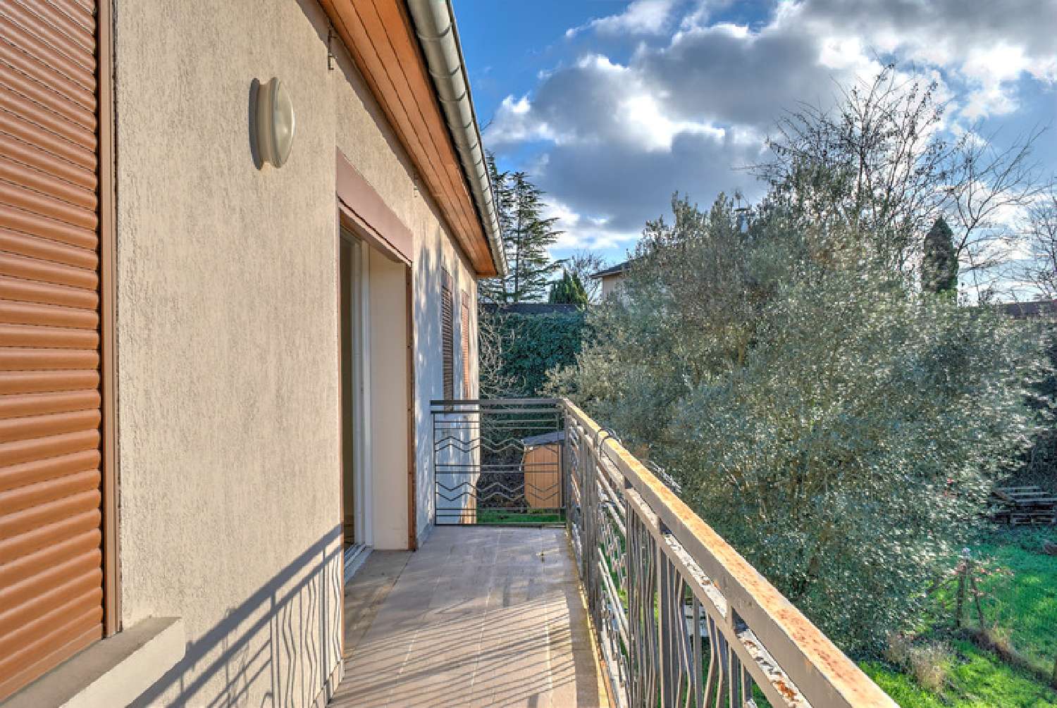 for sale house Genay Rhône 4