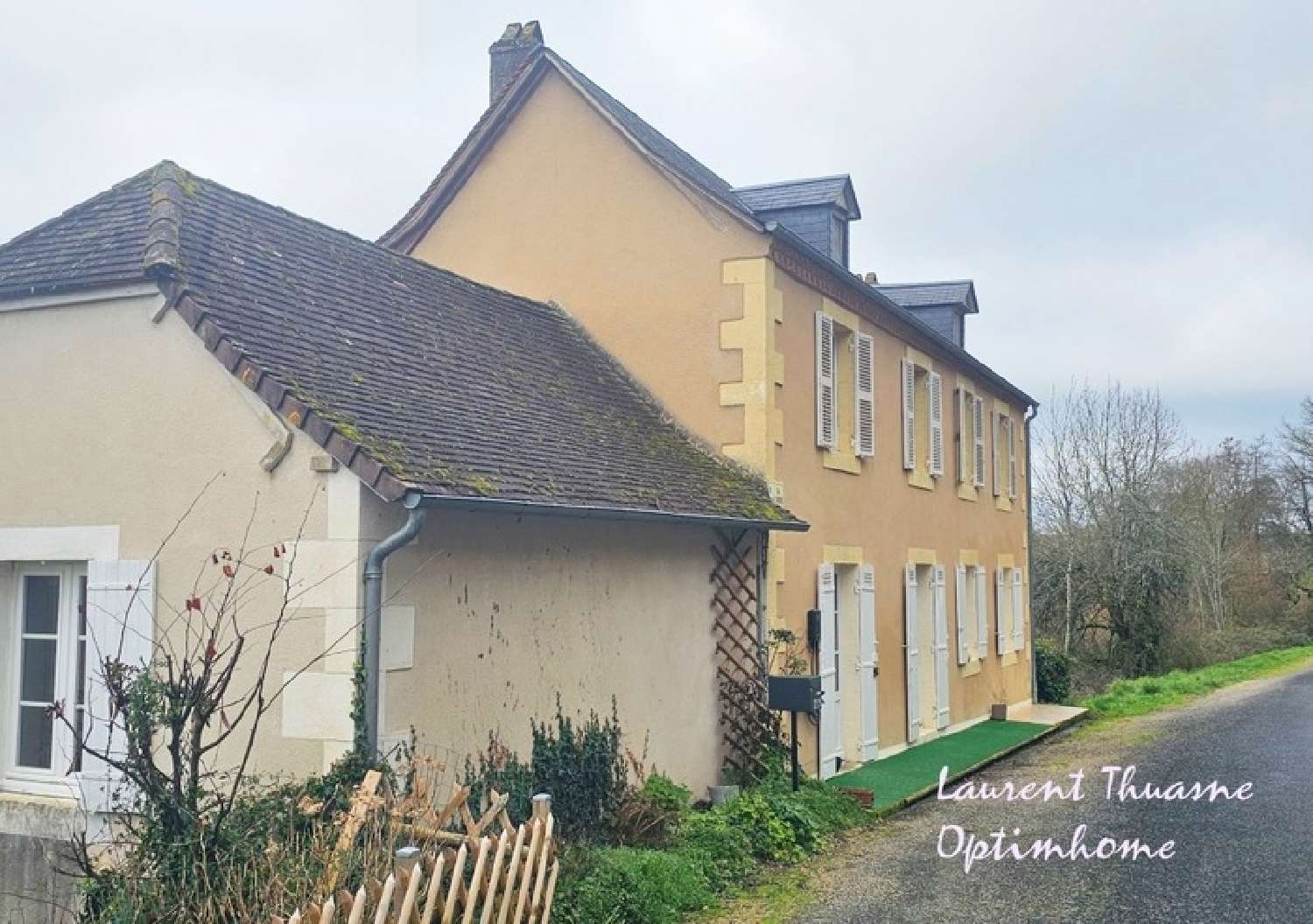  à vendre maison Hautefort Dordogne 1