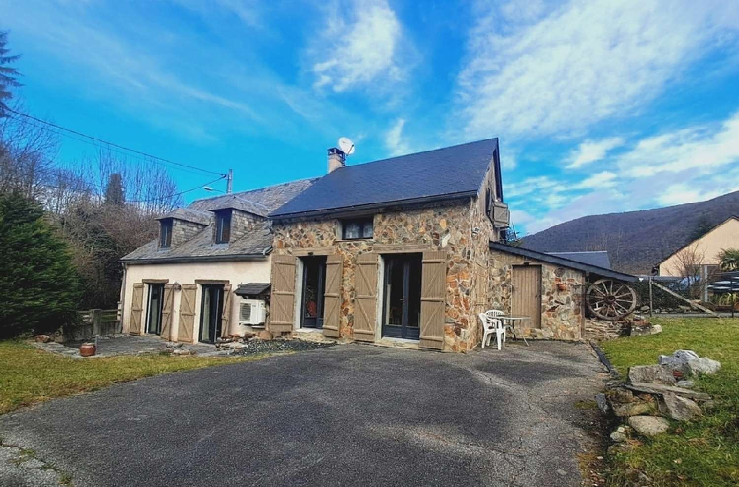 à vendre maison Hèches Hautes-Pyrénées 1