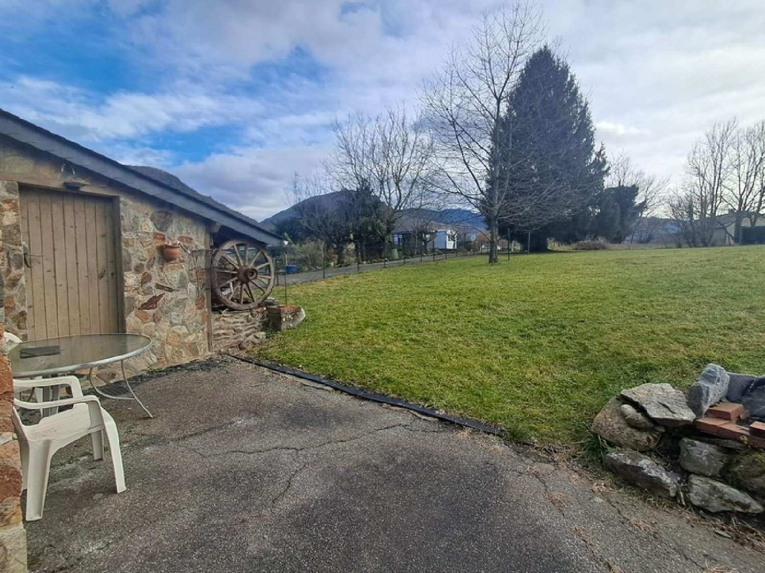 à vendre maison Hèches Hautes-Pyrénées 2