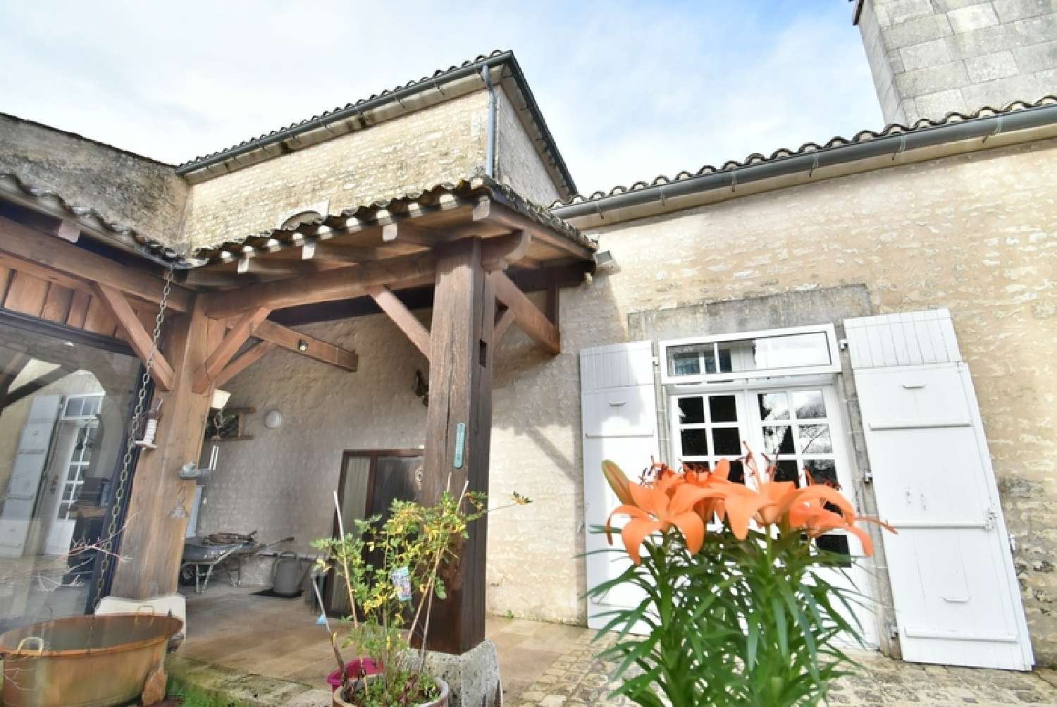  à vendre maison Jarnac Charente 1