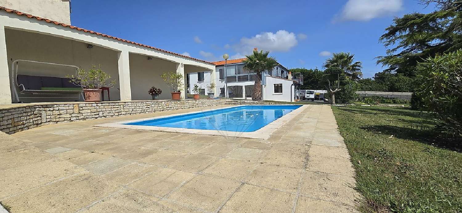  for sale house L'Houmeau Charente-Maritime 2