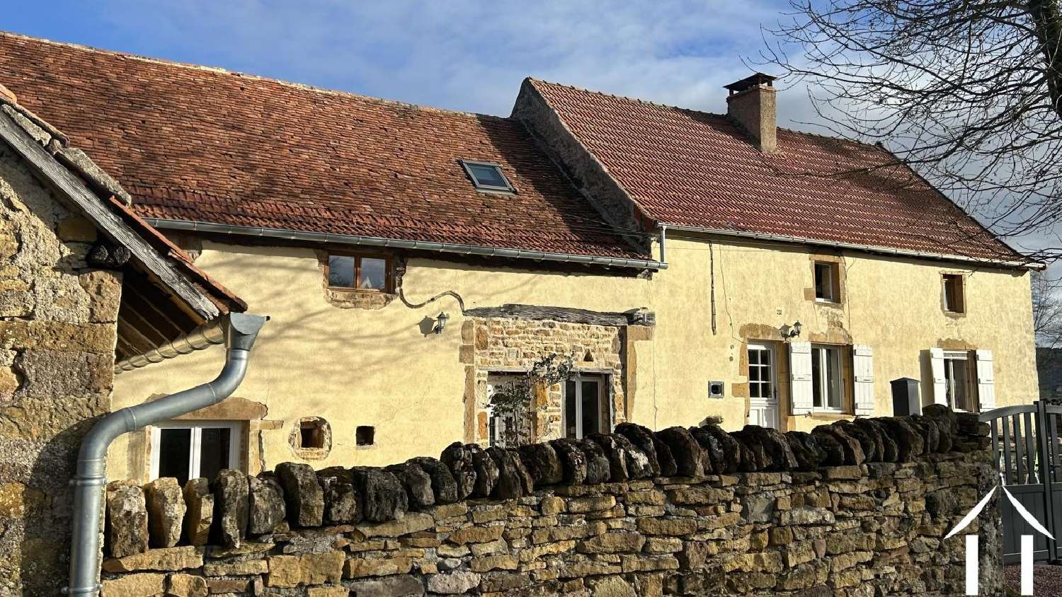  à vendre maison La Chapelle-sous-Dun Saône-et-Loire 1