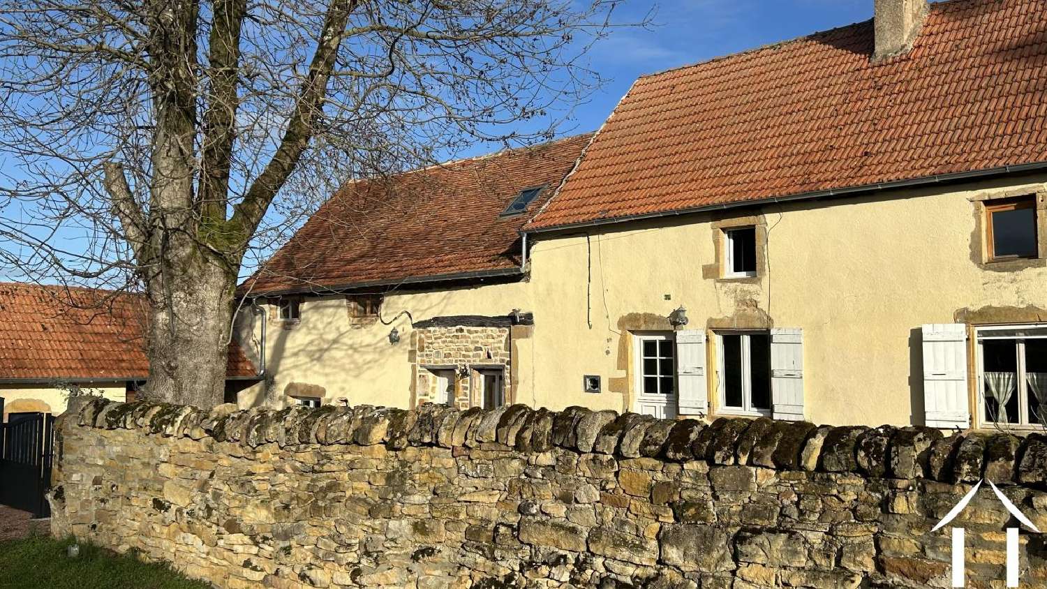  à vendre maison La Chapelle-sous-Dun Saône-et-Loire 2