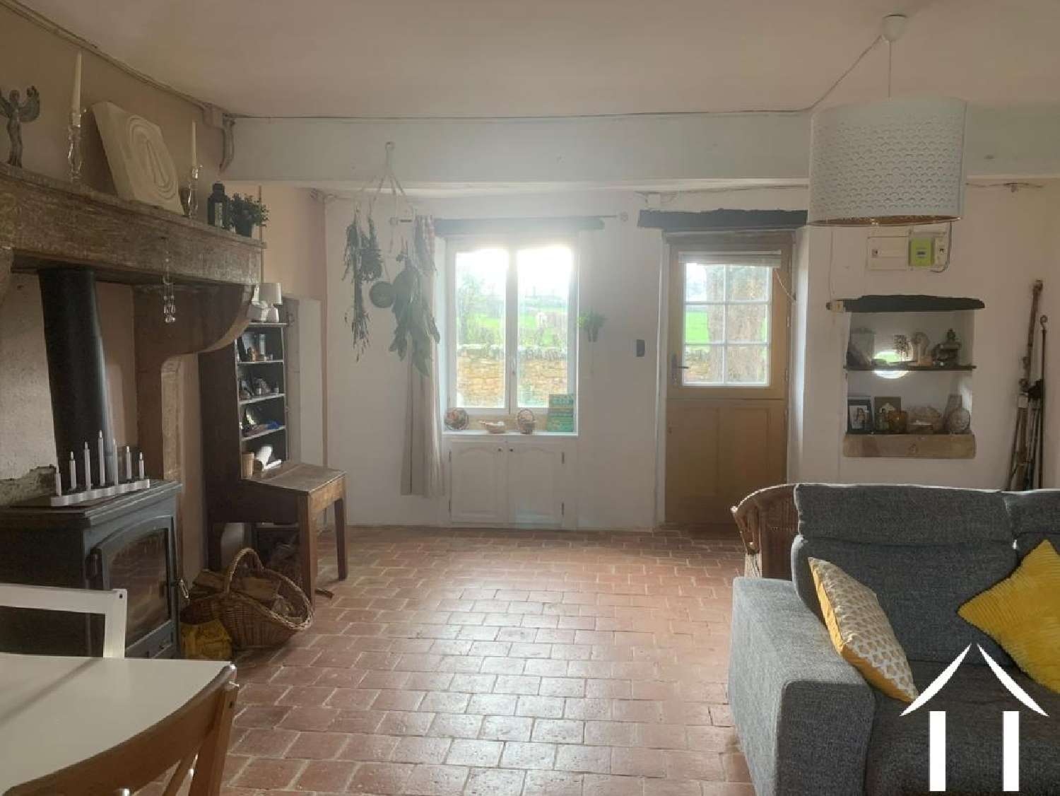  à vendre maison La Chapelle-sous-Dun Saône-et-Loire 3