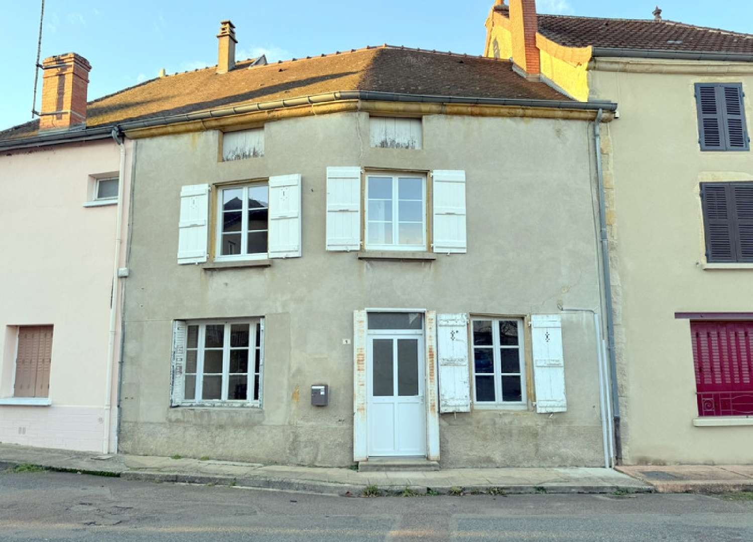  te koop huis La Clayette Saône-et-Loire 1
