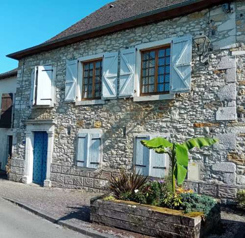 Lasseube Pyrénées-Atlantiques huis foto 7263339