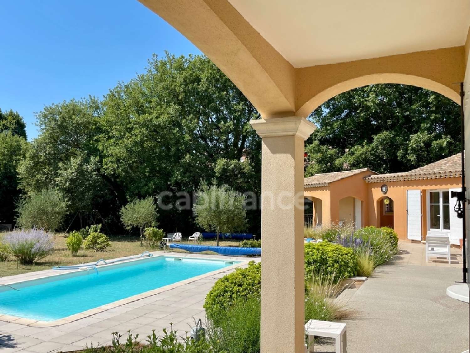 te koop huis Lauris Vaucluse 4