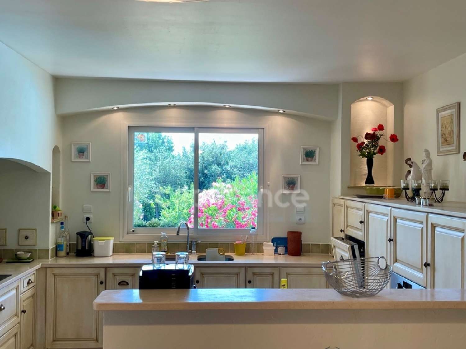 te koop huis Lauris Vaucluse 7