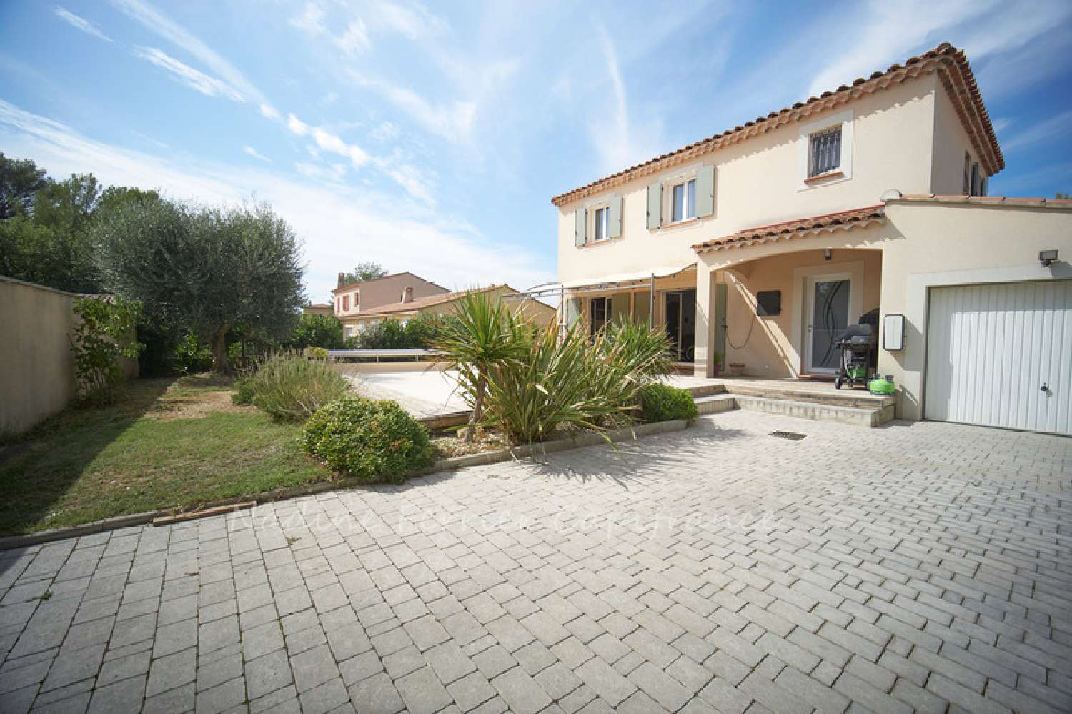  for sale house Lauris Vaucluse 1