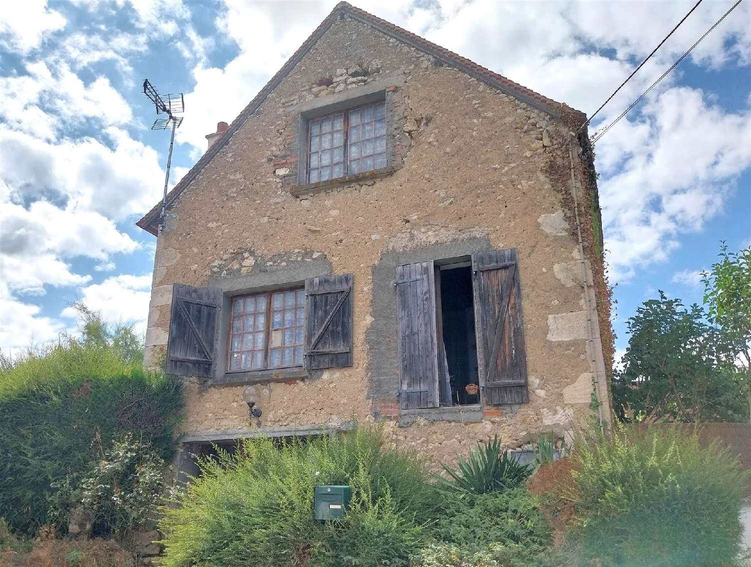  te koop huis Le Blanc Indre 2