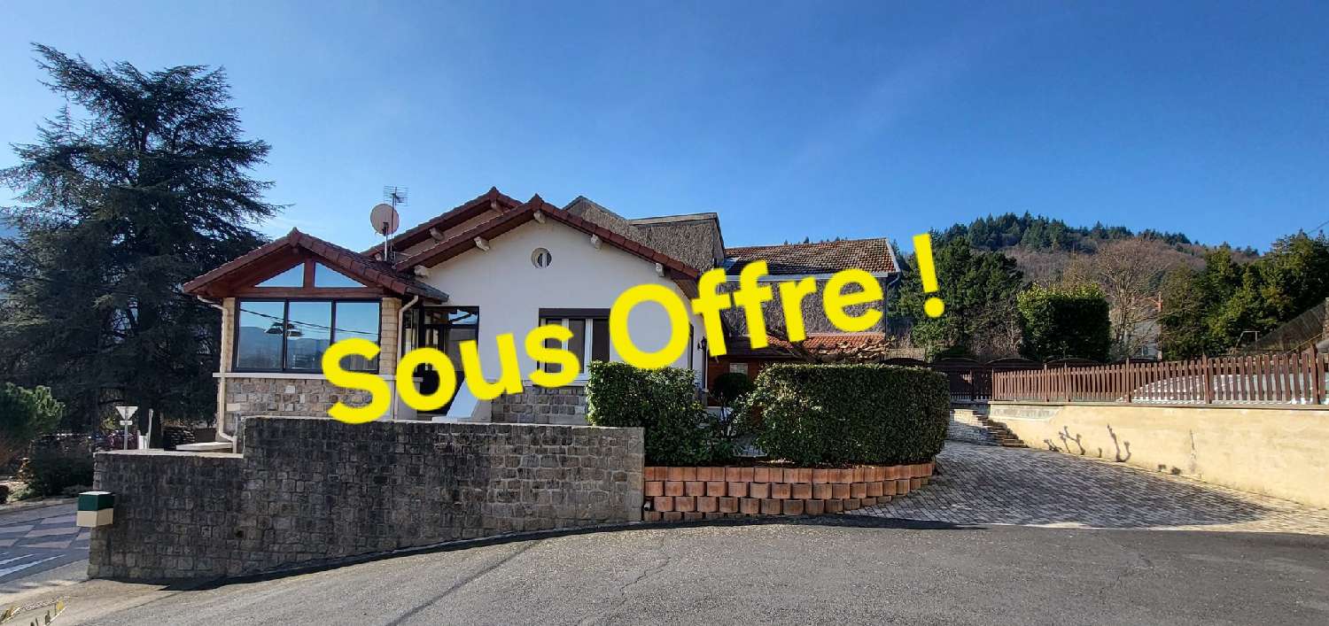  à vendre maison Le Cheylard Ardèche 1