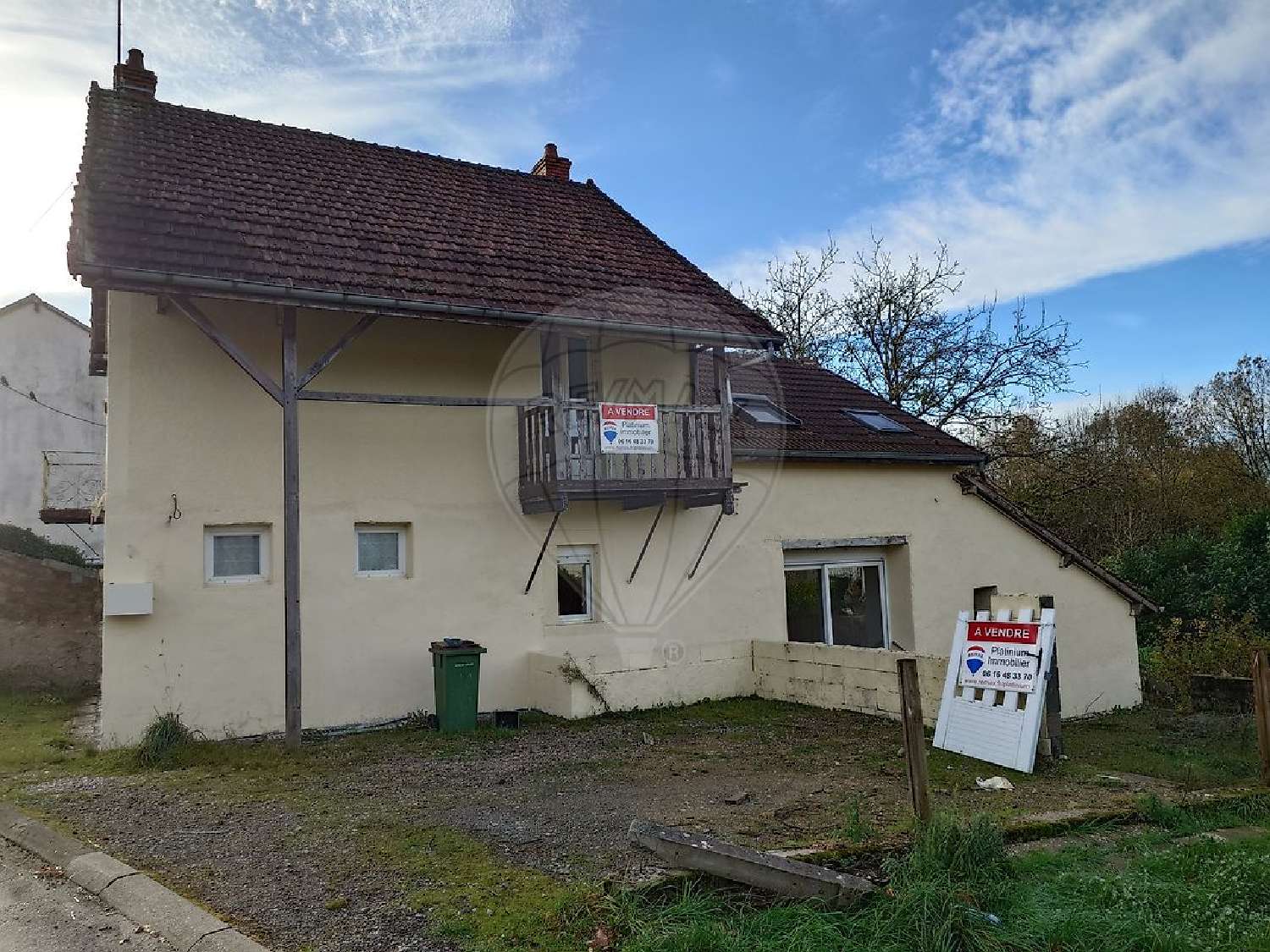  te koop huis Luzy Nièvre 2