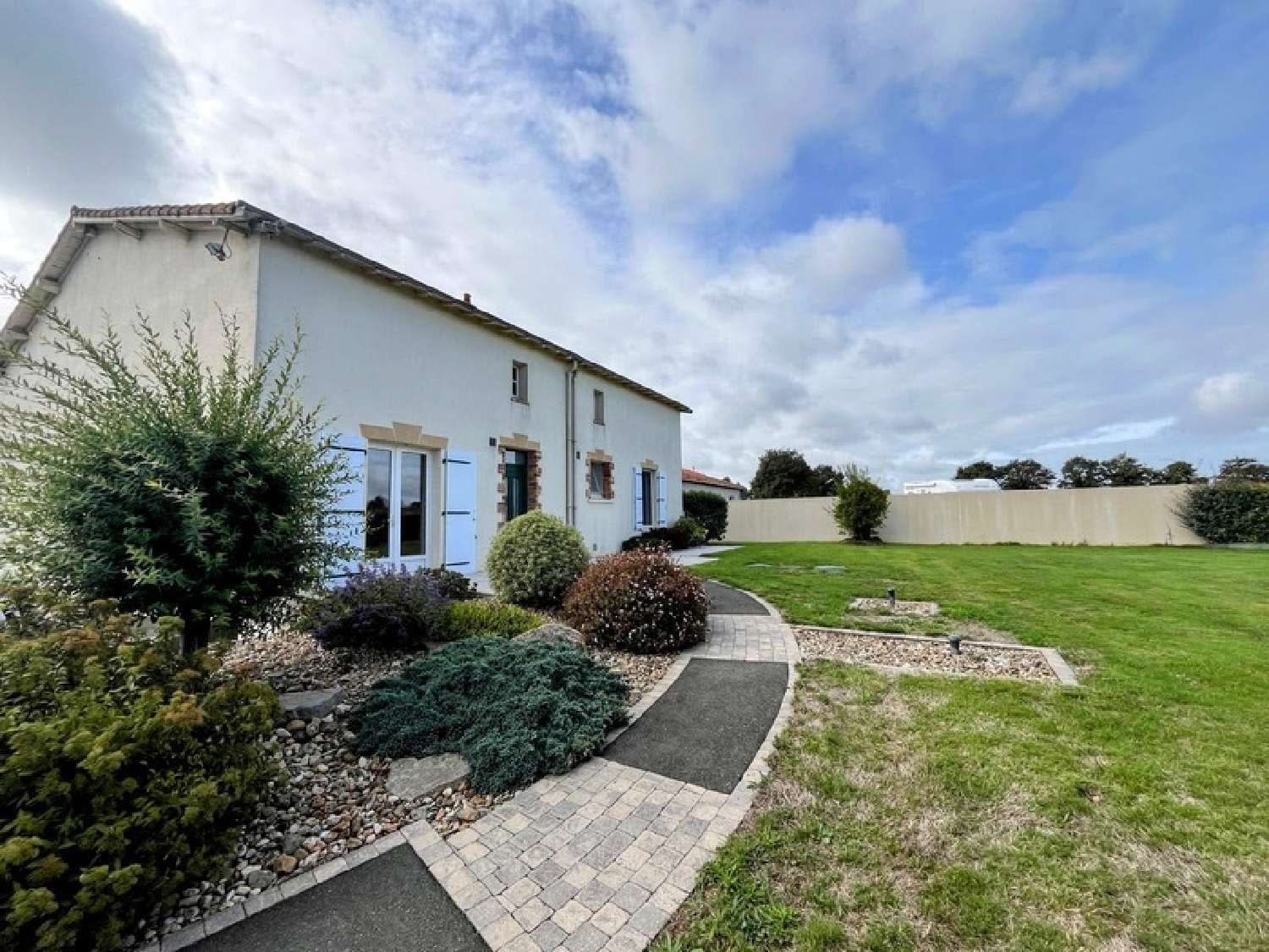 for sale house Mazières-en-Mauges Maine-et-Loire 1